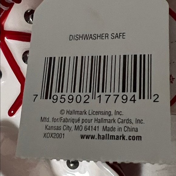 NWT Hallmark Red and White Snowflake Candy Treat Dish - Picture 6 of 6